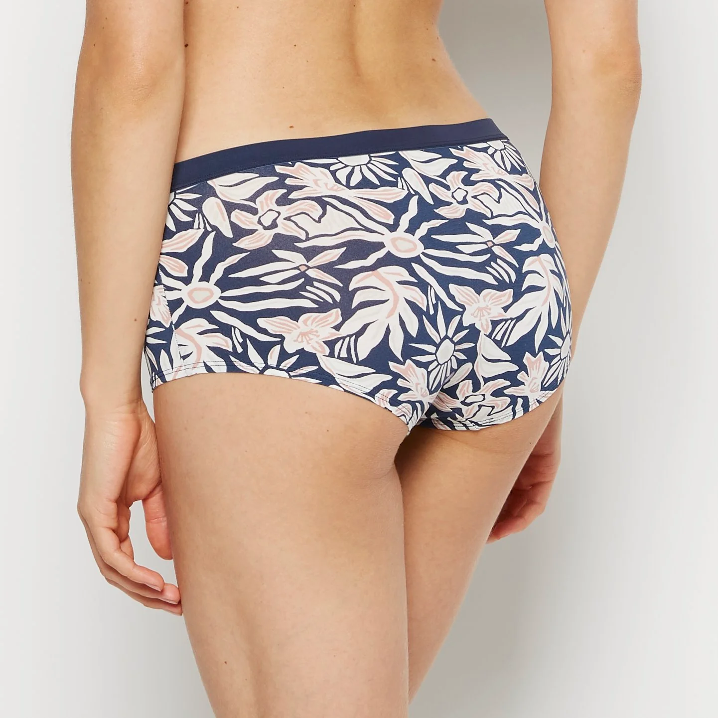 Boyshort Panty in Tropical Dreams - Image 3