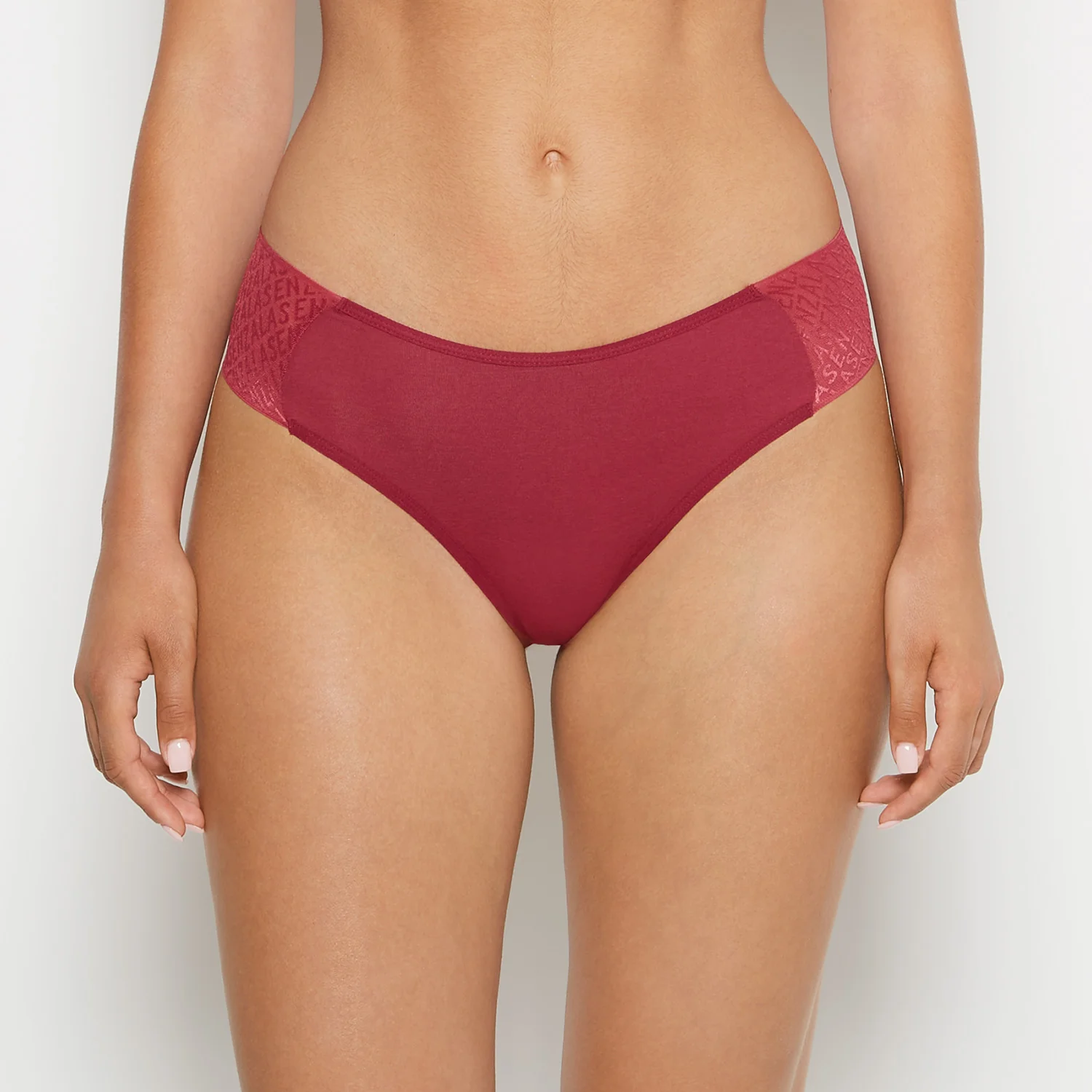 Cheeky Thong Panty with Logo in Beaujolais