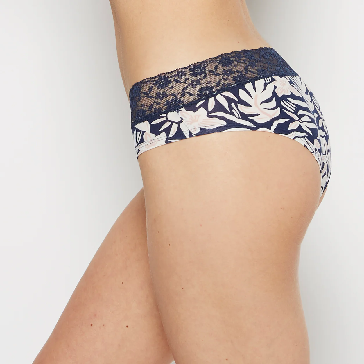 Hipster Panty in Tropical Dreams - Image 2