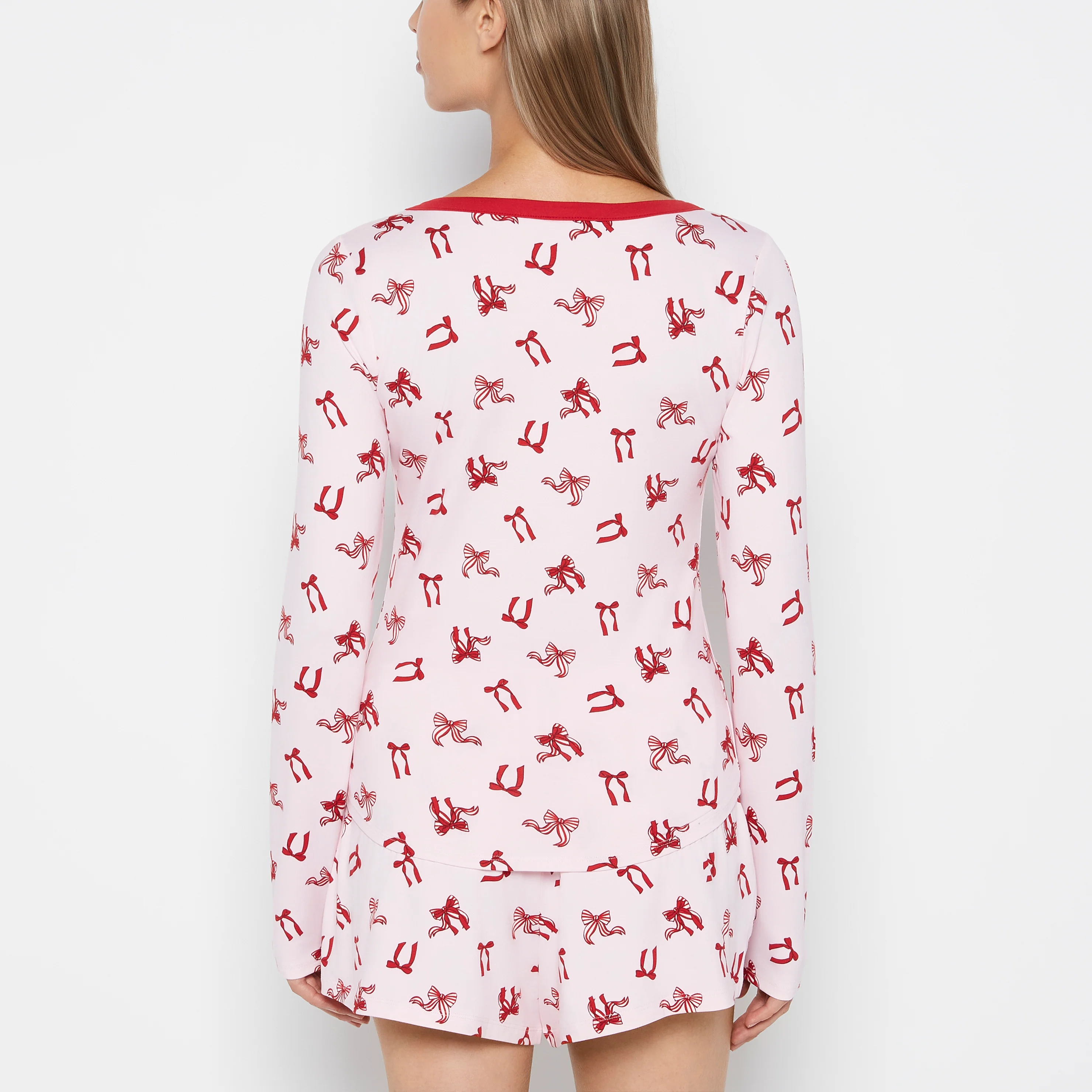 Long sleeve brushed jersey v-Neck top in Big Sweet Bows - Image 3