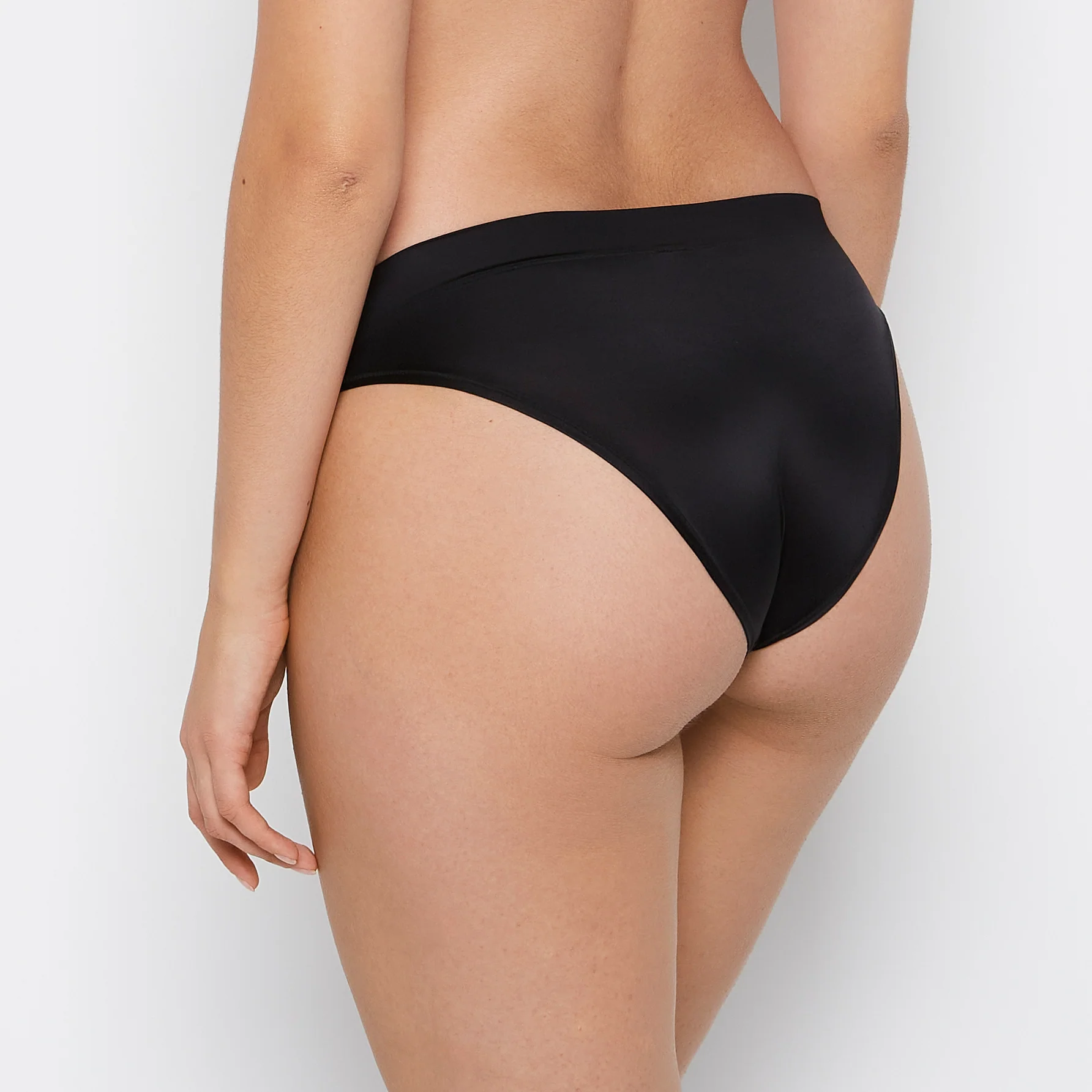 Mid-Rise Bikini Panty in Tuxedo Black - Image 3