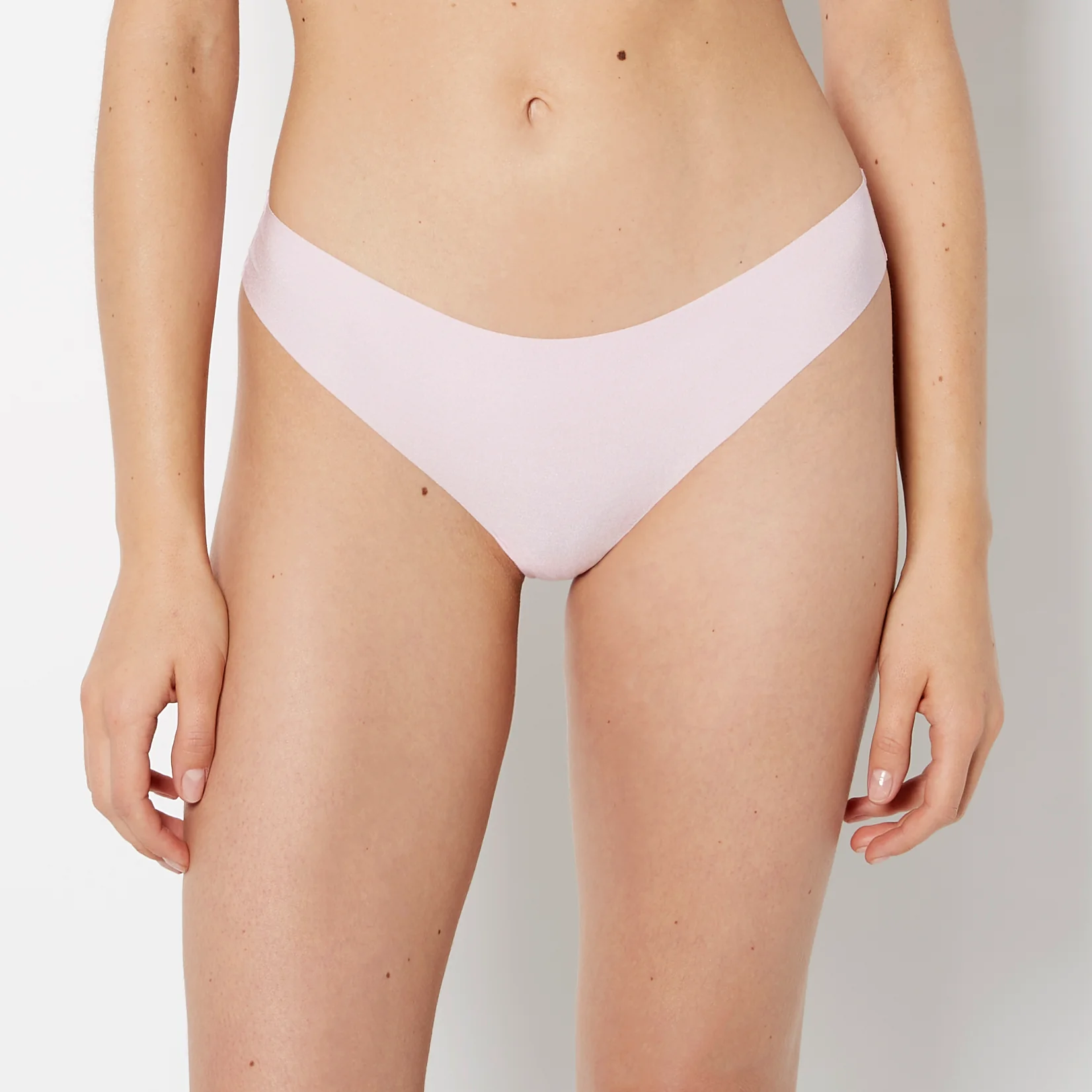 No Show Thong Panty in Sweet Dream