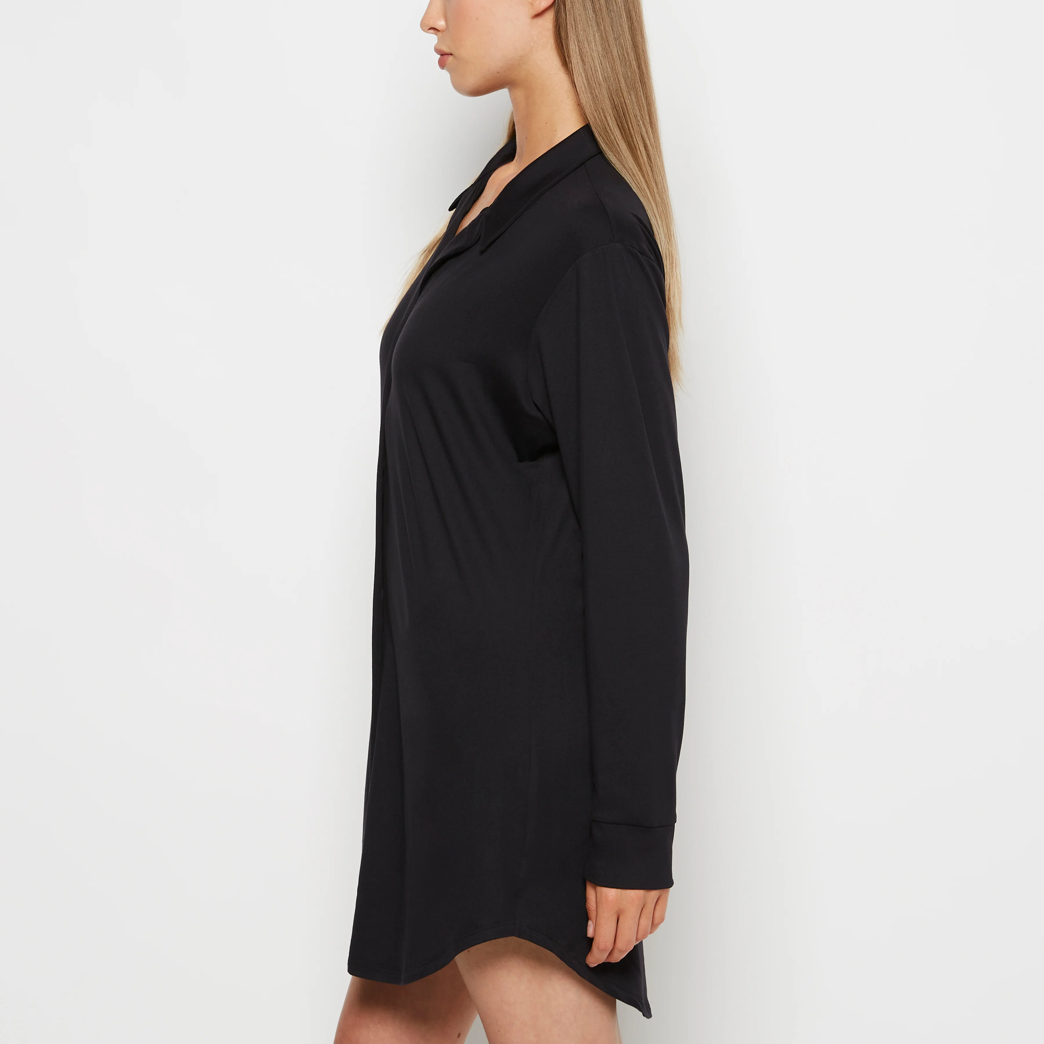 Sleepshirt in Tuxedo Black - Image 2