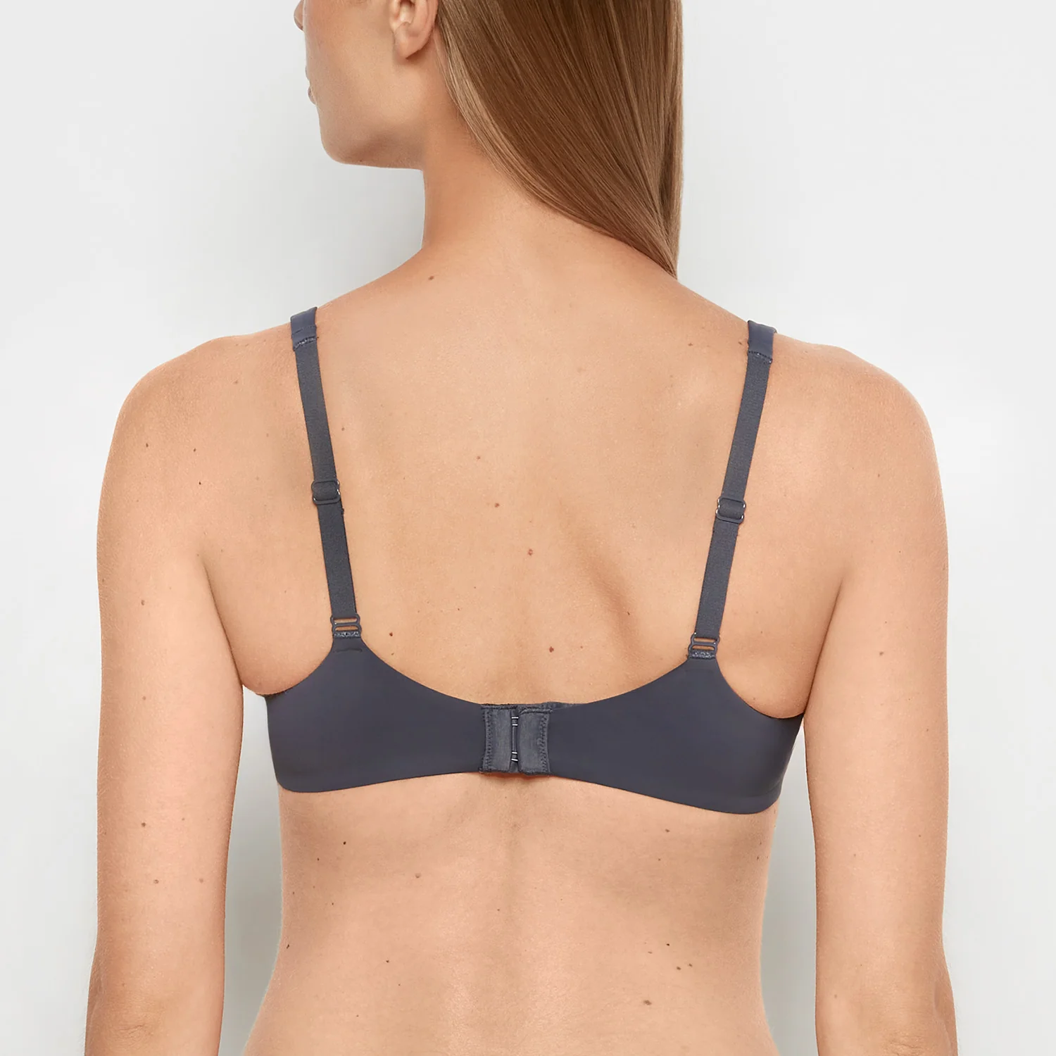 Unlined smooth perfect coverage bra in Ebony - Image 3